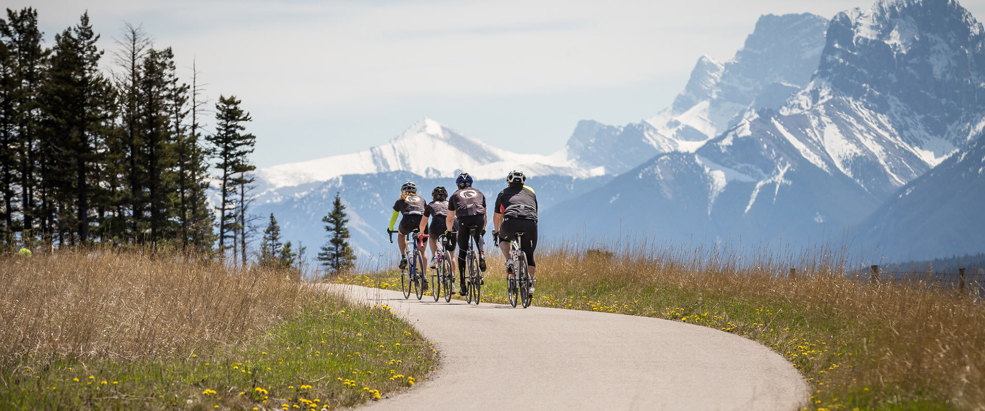 © Mountain Madness Tours Banff Legacy Trail