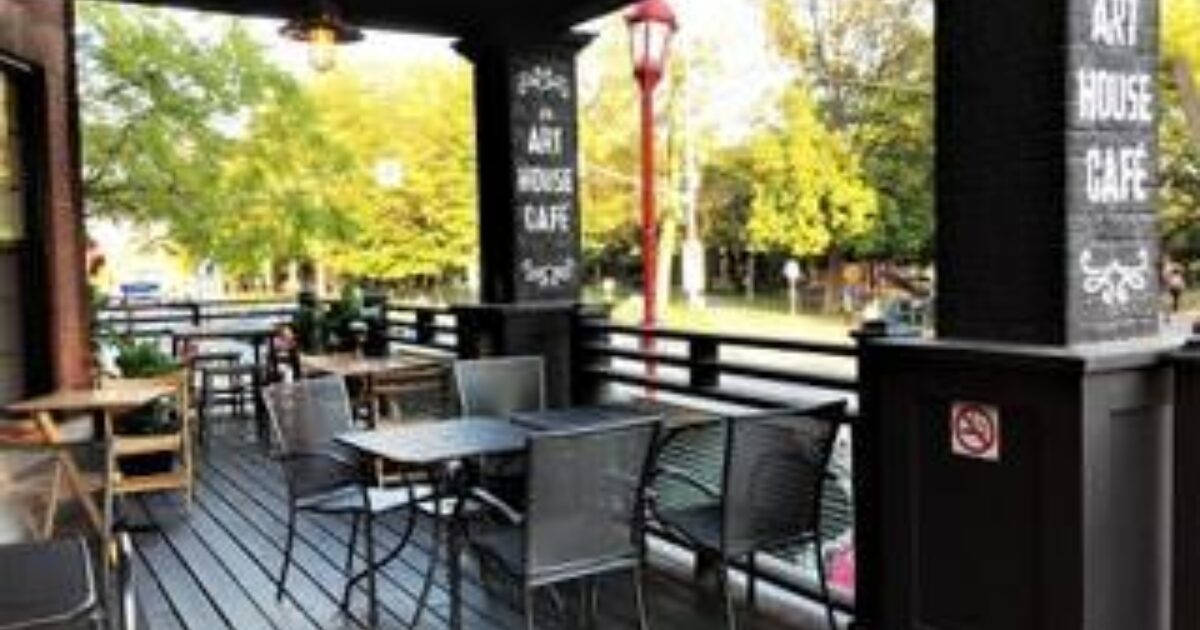 HI Canada The Art House Cafe