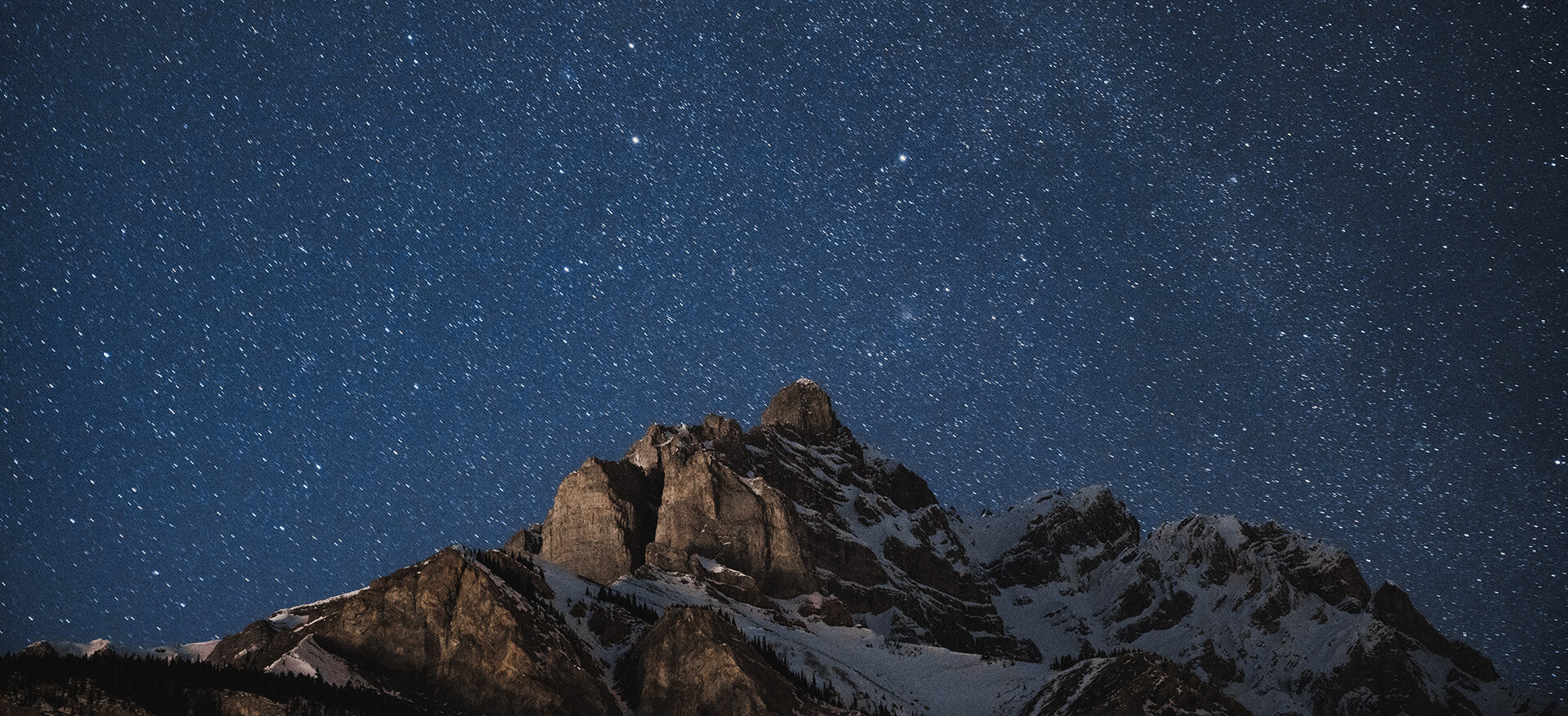 Où observer les étoiles au Canada?