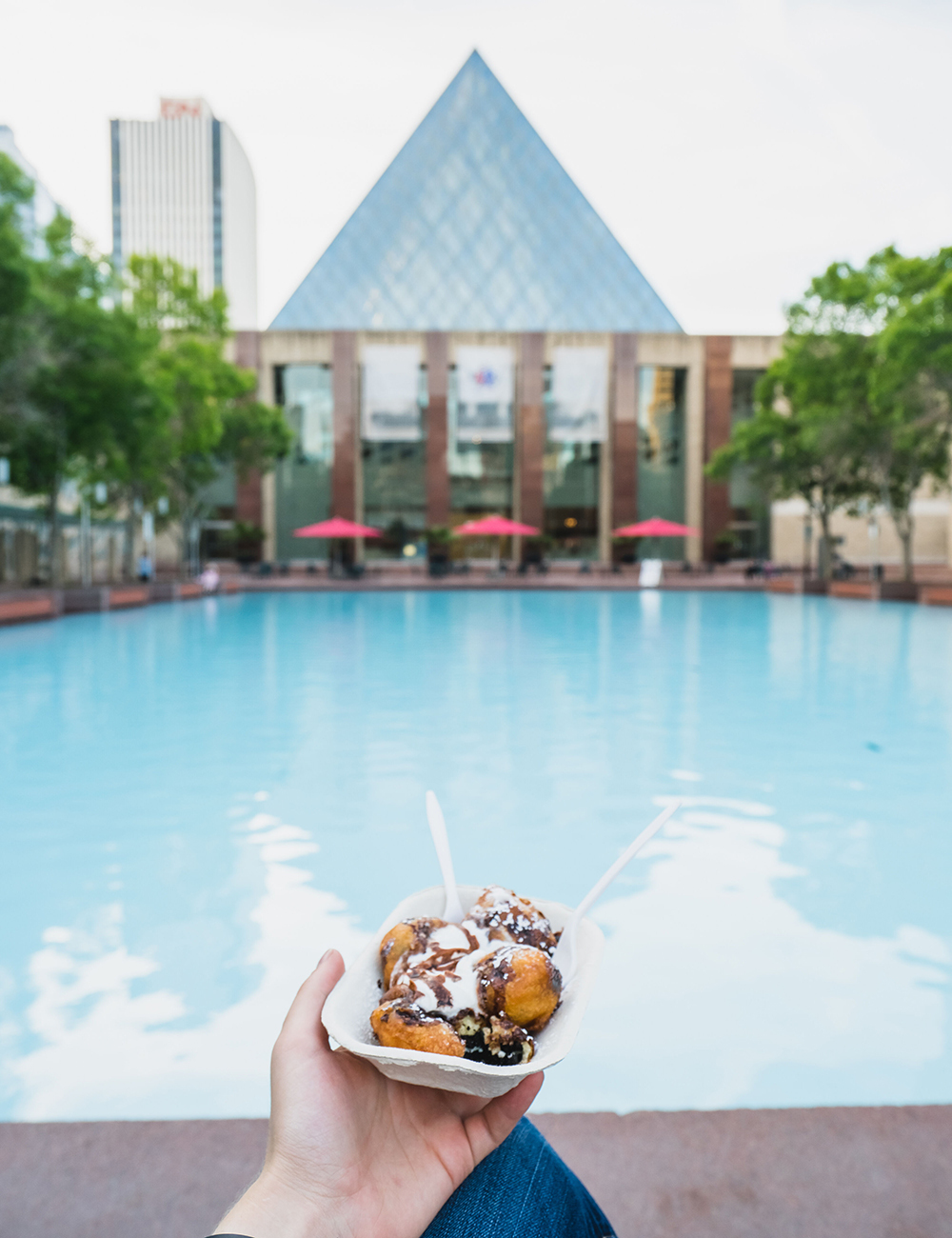 Courtney courtneywithcamera