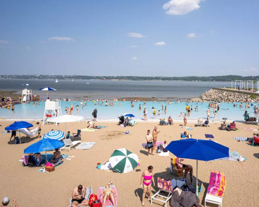 Cool off in quebec 2