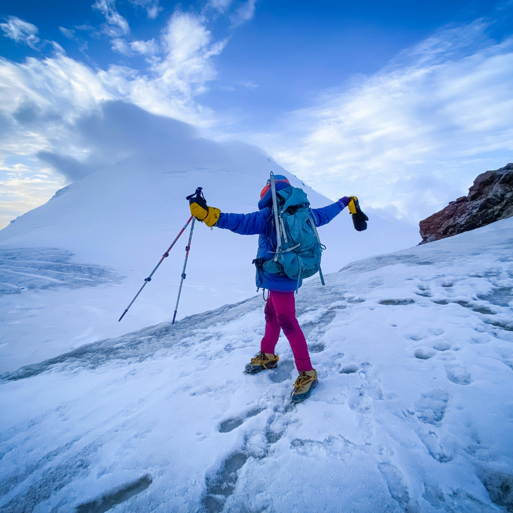 How to winter hike photo 5