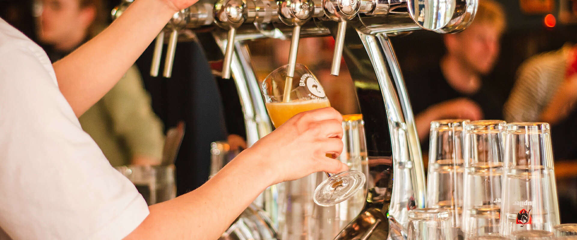 Canadian Hostels Within Walking Distance Of A Brewery in Halifax, Nova Scotia