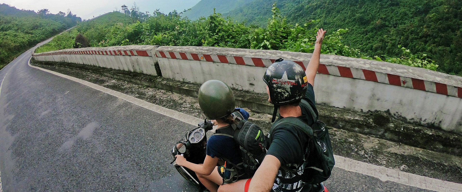 How to keep travelling a ton when you have a full-time job: travel between jobs