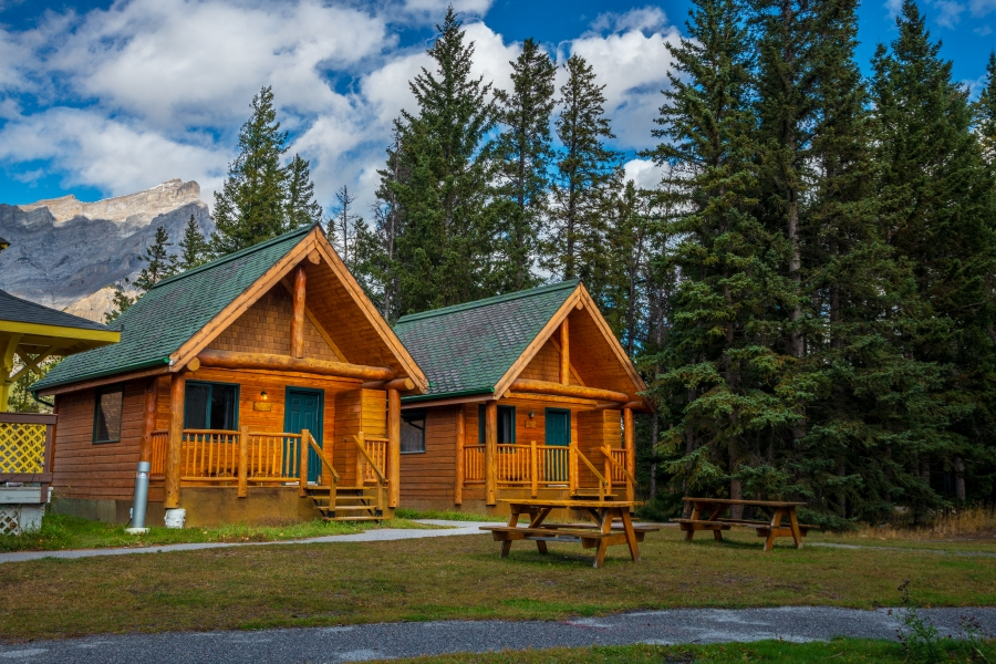 HI Banff Exterior Cabins