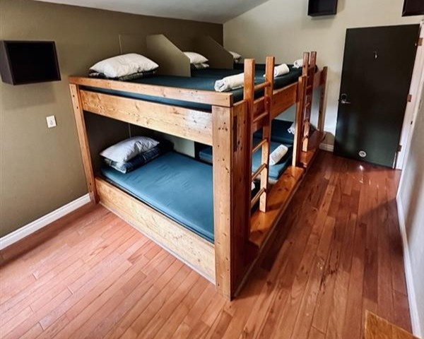 HI Canmore 6bedroom dorm