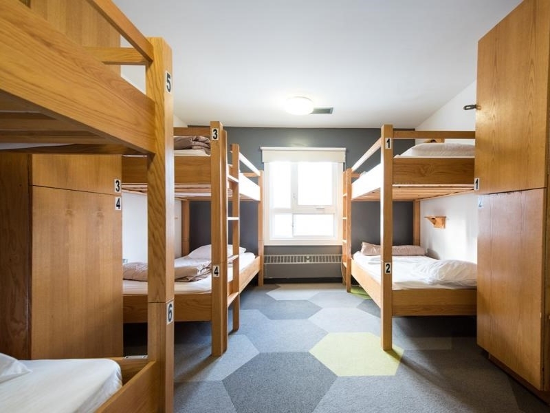 HI Calgary Hostel 6 Bed Dorm