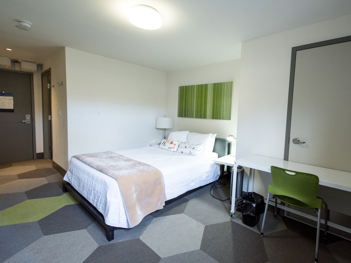 HI Calgary Hostel Private Ensuite