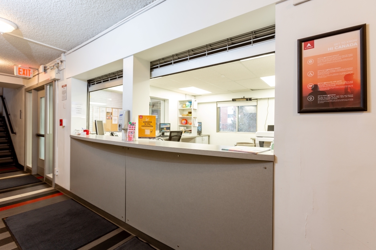 HI Edmonton Front Desk 2