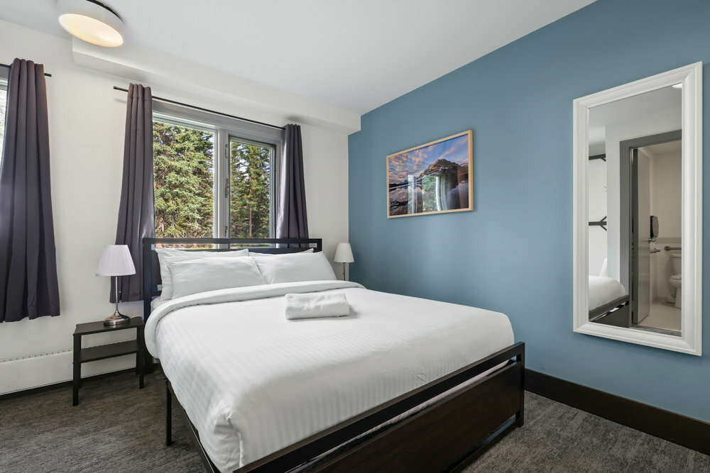 HI Lakelouise 2025 4 person pvt room