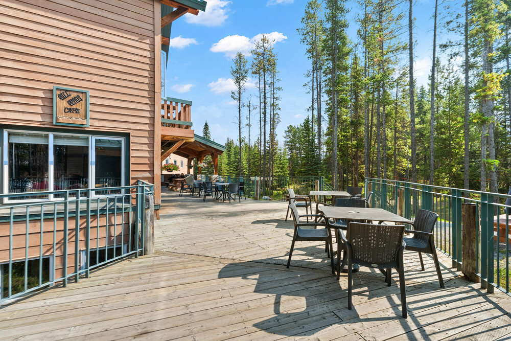 HI Lakelouise 2025 secondary billpeytos patio