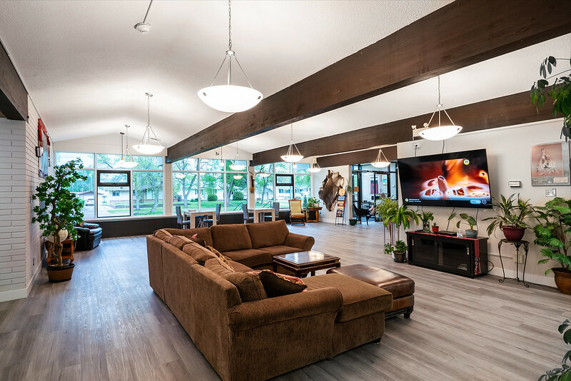 HI Smoky Lake Living Room 2