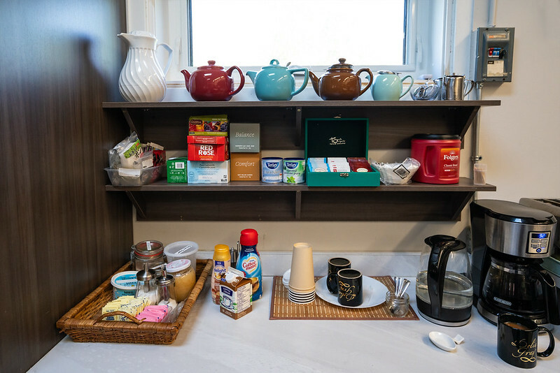 HI Smoky Lake refreshment counter