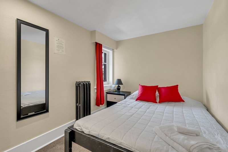 HI Penticton 2025 Tiny private room 2 PR 1