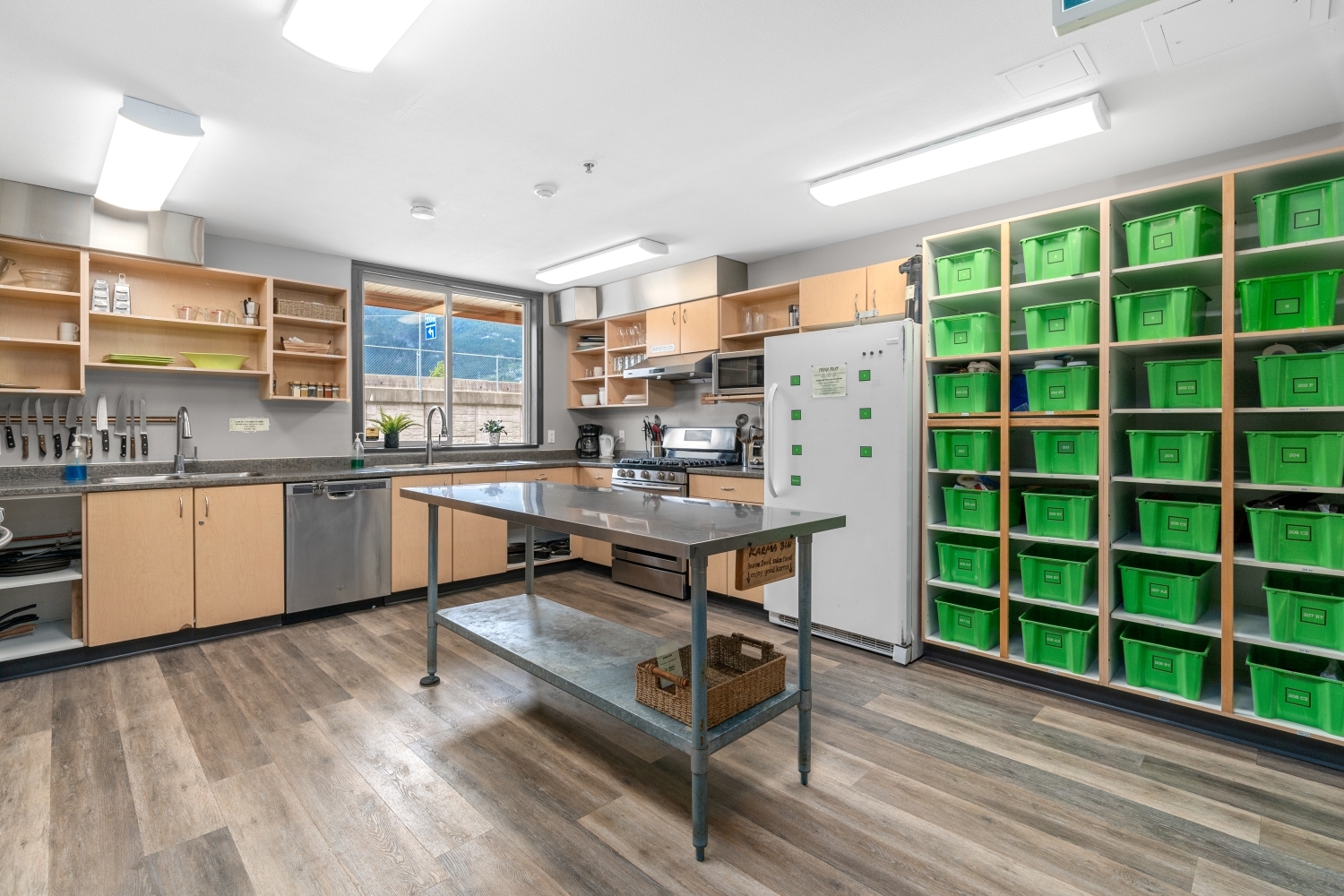 Squamish Kitchen Amenities