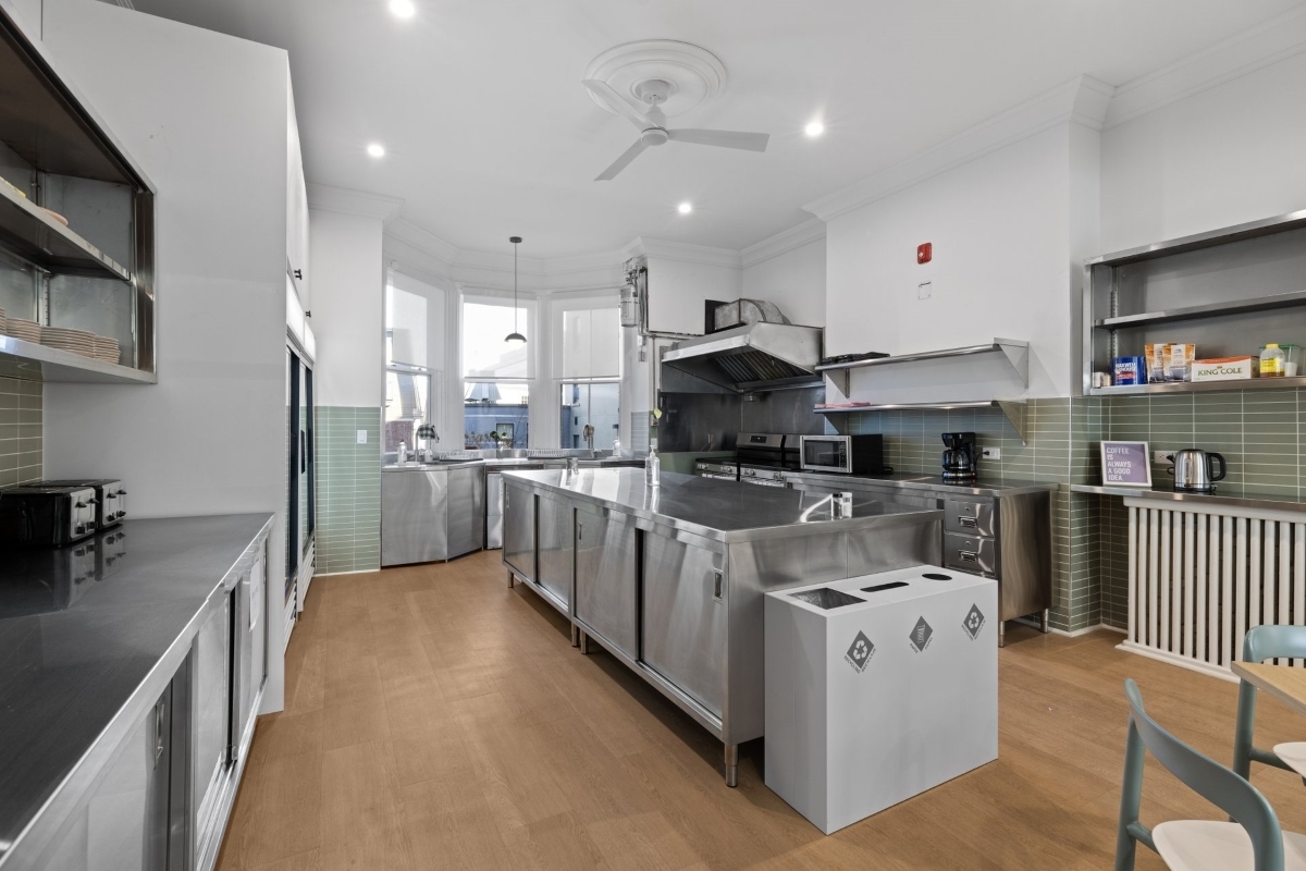 HI Halifax Kitchen 2